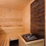 Park D5- Z Dostepem Do Basenu, Sauny, Jacuzzi, Silowni Apartmán *